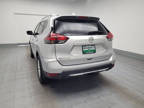 Used 2020 Nissan Rogue SV FWD image 6