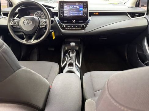 Used 2021 Toyota Corolla LE FWD image 10