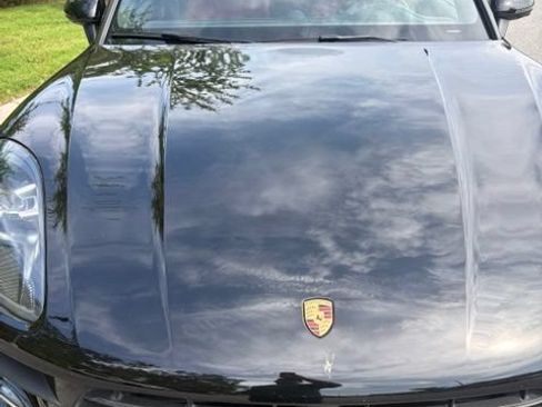 Used 2021 Porsche Macan AWD/4WD image 6