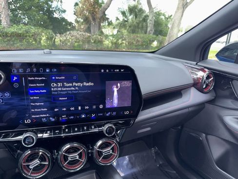 Used 2025 Chevrolet Blazer EV RS RWD image 82