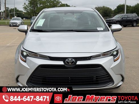 Certified 2026 Toyota Corolla LE image 3