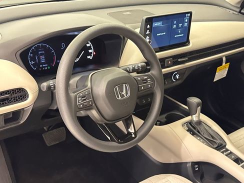 New 2026 Honda HR-V LX image 18