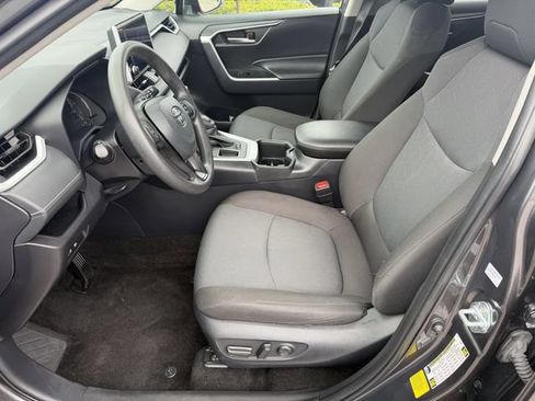 Certified 2025 Toyota RAV4 XLE FWD image 19