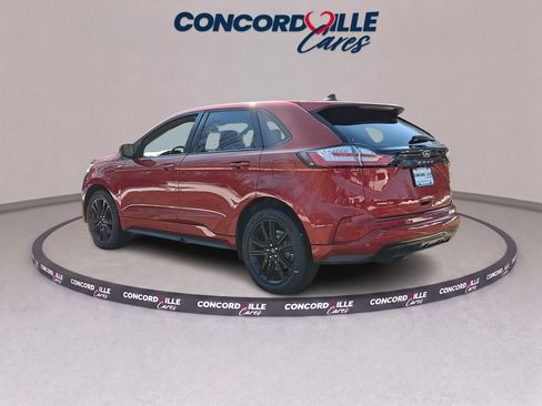 Used 2022 Ford Edge ST-Line AWD/4WD image 4