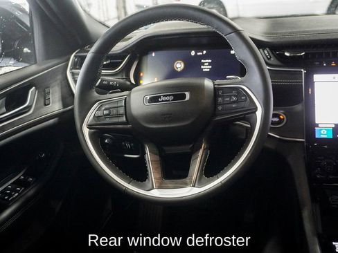 Used 2024 Jeep Grand Cherokee L Limited w/ Luxury Tech Group II image 13