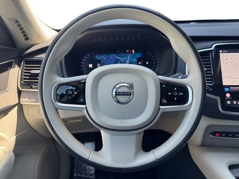 Certified 2025 Volvo XC90 B5 Plus w/ Protection Package Premier AWD/4WD image 14