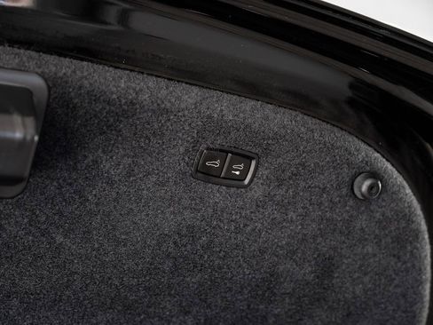 Used 2020 Porsche Taycan 4S image 55