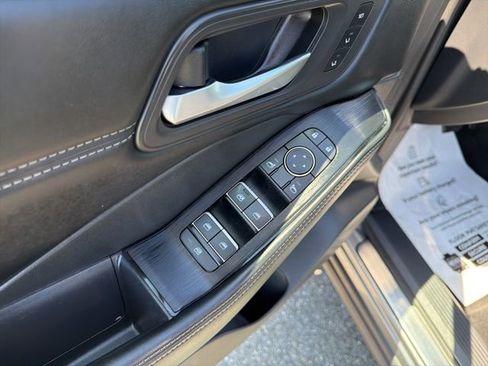 Used 2023 Nissan Rogue SL w/ SL Premium Package AWD/4WD image 12