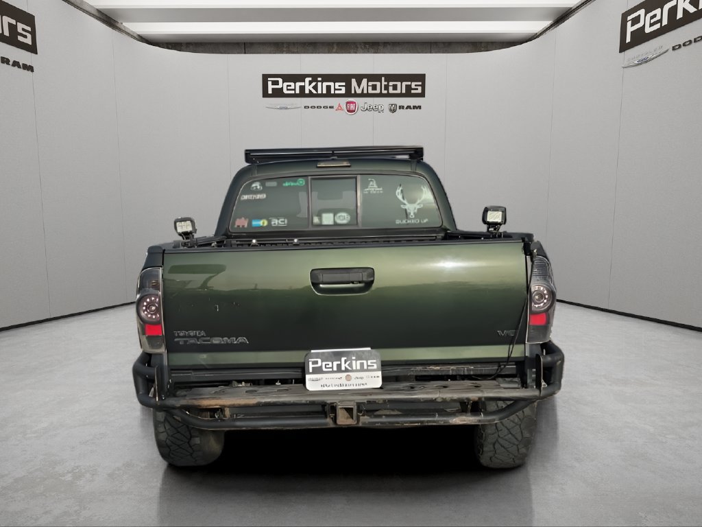 Used 2012 Toyota Tacoma 4x4 Double Cab w/ TRD Off-Road Pkg image 5