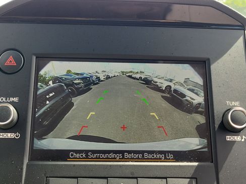 Used 2025 Subaru Crosstrek 2.0i image 23