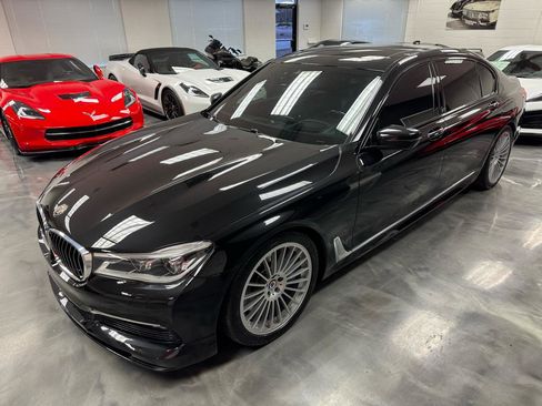 Used 2018 BMW ALPINA B7 xDrive AWD/4WD image 24
