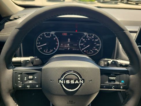 Used 2026 Nissan Rogue Dark Armor FWD image 22