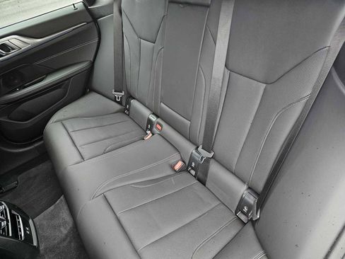 Used 2023 BMW i4 eDrive35 image 17