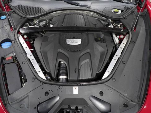 Used 2020 Porsche Panamera RWD image 31