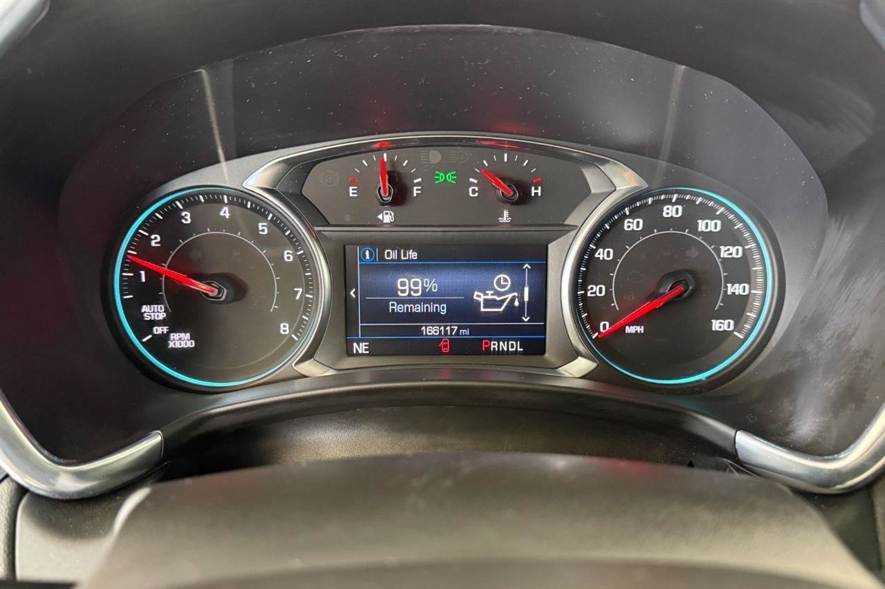Used 2023 Chevrolet Equinox LT w/ Driver Convenience Package AWD/4WD image 10