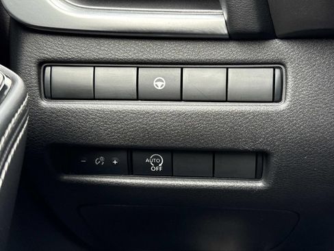 Used 2023 Nissan Rogue SV AWD/4WD image 13