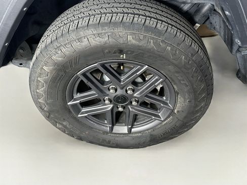 Used 2025 Jeep Wrangler Sport S image 11