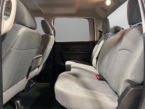 Used 2016 RAM 2500 Tradesman w/ Chrome Appearance Group AWD/4WD image 33