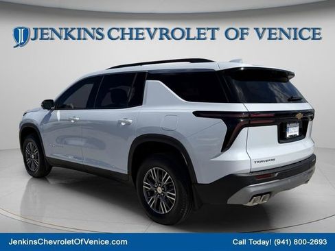 New 2026 Chevrolet Traverse LT w/ Driver Confidence Package FWD image 7