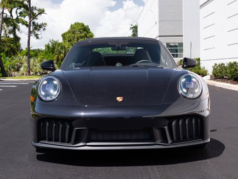 Used 2026 Porsche 911 Carrera GTS RWD image 4