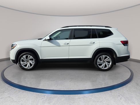 Used 2023 Volkswagen Atlas SE w/ Panoramic Sunroof Package AWD/4WD image 8