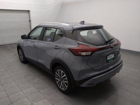 Used 2024 Nissan Kicks SV FWD image 5