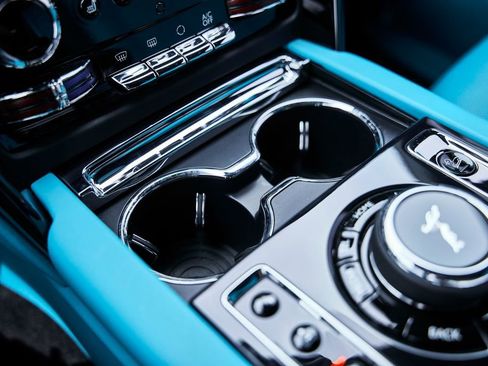 Used 2025 Rolls-Royce Cullinan Black Badge image 74