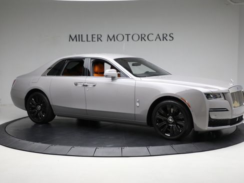 Certified 2023 Rolls-Royce Ghost w/ Ghost Package image 20