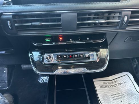 Used 2023 Lincoln Corsair AWD w/ Equipment Group 102A image 22