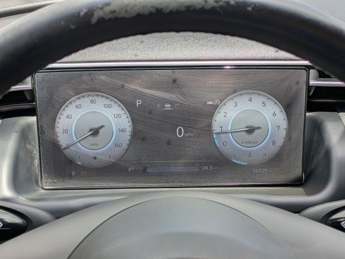 Certified 2022 Hyundai Tucson Limited FWD image 29