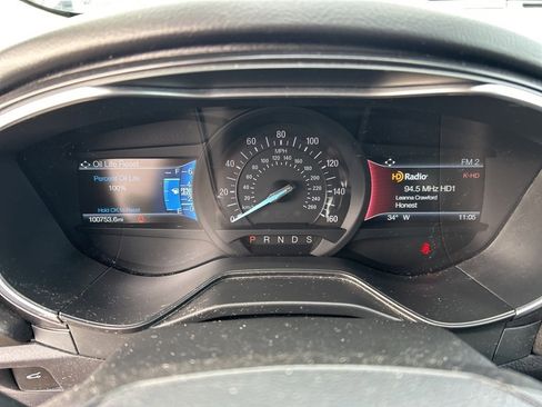 Used 2020 Ford Fusion Titanium image 10