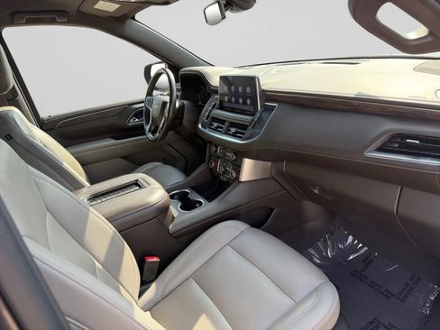 Used 2021 Chevrolet Suburban LT w/ Rear Media and Nav Package image 36