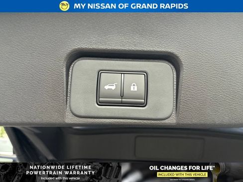 New 2026 Nissan Rogue SV w/ Cold Weather Package AWD/4WD image 16