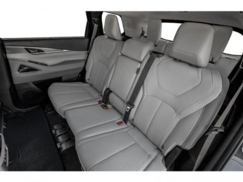Certified 2026 INFINITI QX60 Luxe w/ Cargo Package AWD/4WD image 15
