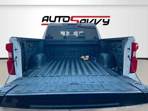 Used 2025 Chevrolet Silverado 1500 LT Trail Boss w/ Convenience Package II AWD/4WD image 27