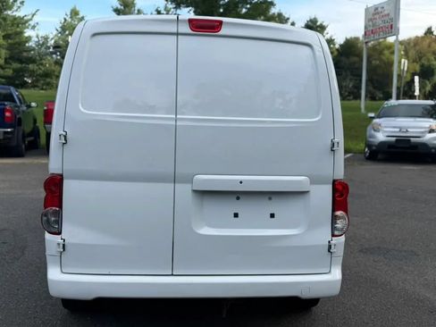 Used 2015 Nissan NV200 SV w/ Exterior Appearance Package FWD image 6