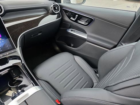 New 2026 Mercedes-Benz GLC 300 image 26