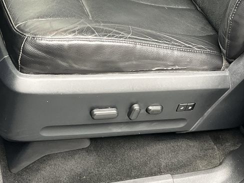 Used 2016 Ford Expedition EL XLT w/ Equipment Group 202A image 11