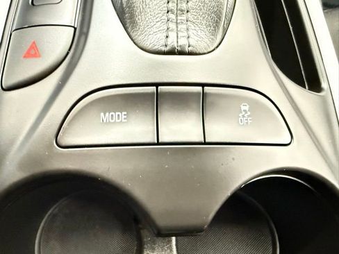 Used 2017 Chevrolet Volt LT w/ Comfort Package FWD image 35