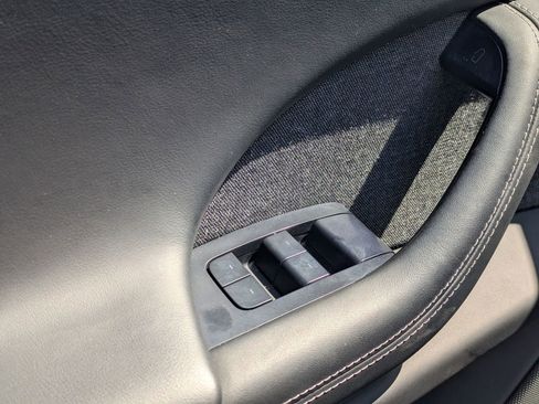 Used 2023 Tesla Model X image 12