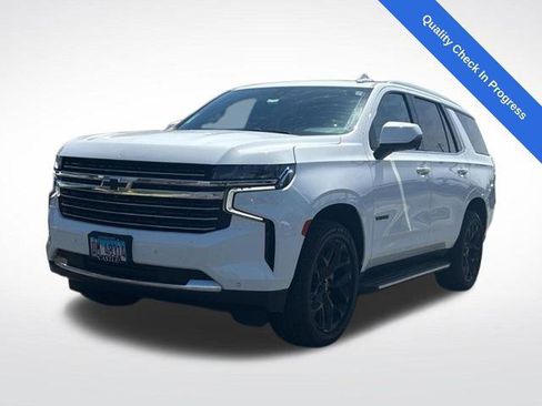 Used 2022 Chevrolet Tahoe LT w/ Luxury Package AWD/4WD image 1