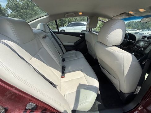 Used 2010 Nissan Altima 2.5 S w/ Convenience Pkg FWD image 19