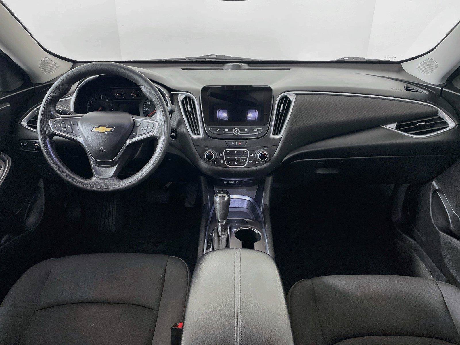 Used 2020 Chevrolet Malibu LT FWD image 29