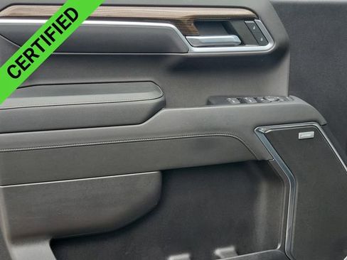 Certified 2022 Chevrolet Silverado 1500 RST w/ Convenience Package II AWD/4WD image 23