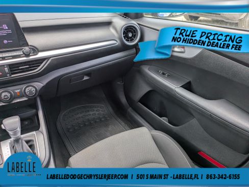 Used 2024 Kia Forte LXS FWD image 17