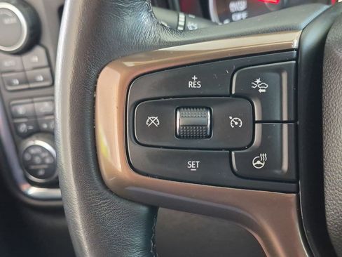 Used 2020 Chevrolet Silverado 1500 High Country w/ Technology Package AWD/4WD image 25