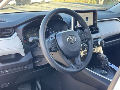 New 2025 Toyota RAV4 XLE image 11