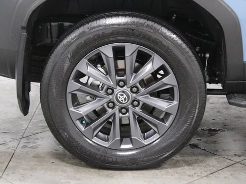 Used 2026 Toyota Land Cruiser w/ Premium Package AWD/4WD image 14