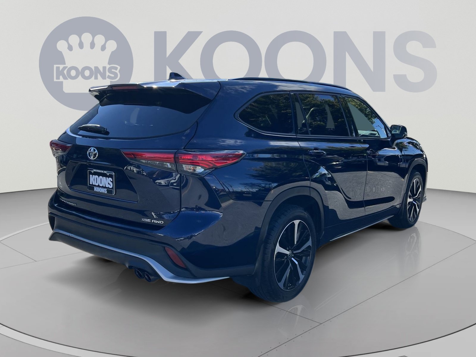 Used 2022 Toyota Highlander XSE AWD/4WD image 7