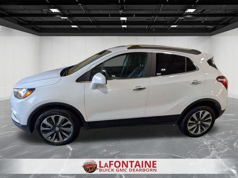 Used 2022 Buick Encore Preferred w/ Safety Package AWD/4WD image 2